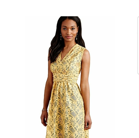 Tracy Reese Dresses & Skirts - Tracy Reese yellow lace dress